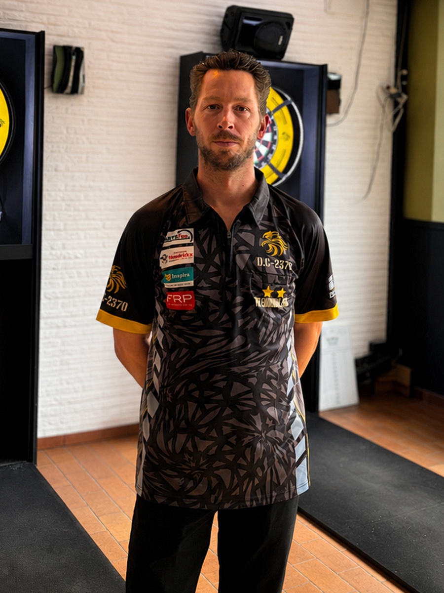 Dartspeler Sebastiaan Hovens